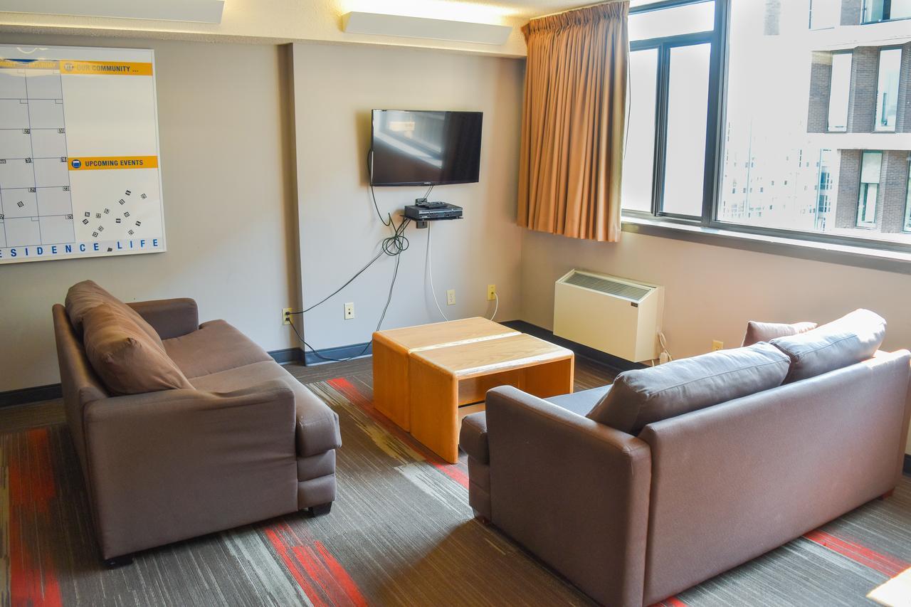 Toronto Metropolitan University-International Living Learning Residence Eksteriør billede